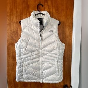 White north face vest